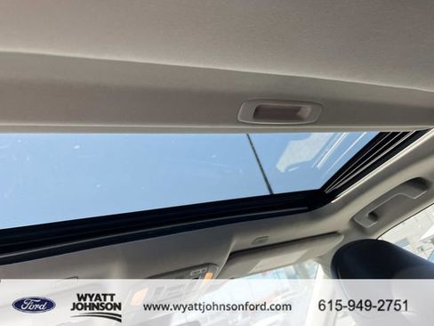 Used 2023 Toyota Highlander XLE image 14