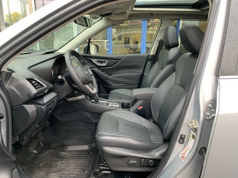 Used 2019 Subaru Forester Limited AWD/4WD image 10