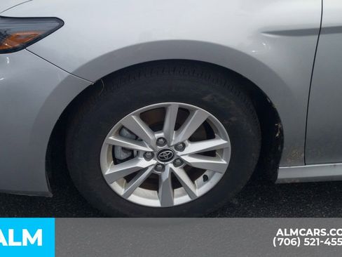 Used 2025 Toyota Camry LE FWD image 12