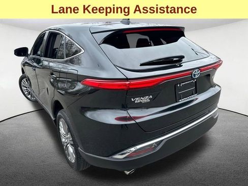 Certified 2024 Toyota Venza Limited AWD/4WD image 9
