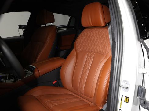 Used 2023 BMW X6 M50i w/ Executive Package image 44