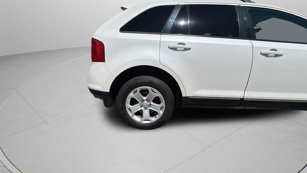 Used 2014 Ford Edge SEL AWD/4WD image 30