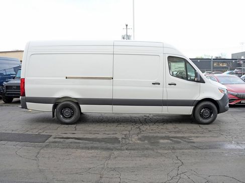 New 2026 Mercedes-Benz Sprinter 2500 image 2