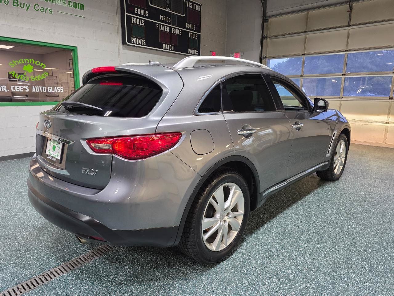 Used 2013 INFINITI FX37 AWD w/ Premium Pkg image 6