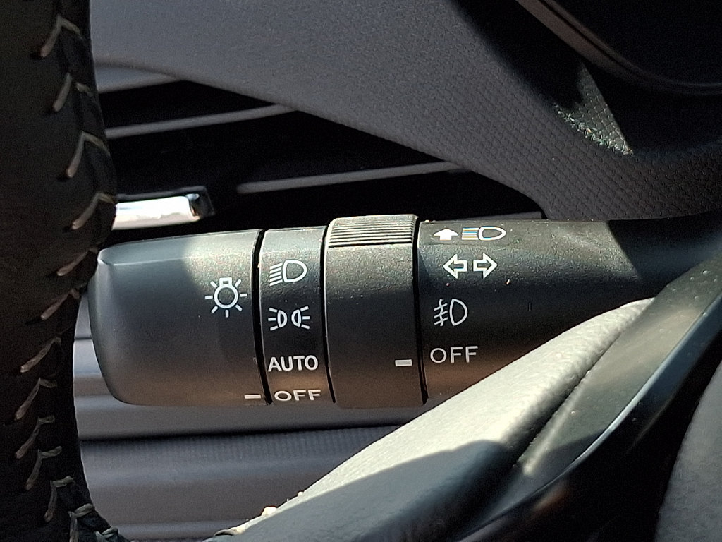 Used 2026 Subaru Forester Premium AWD/4WD image 26