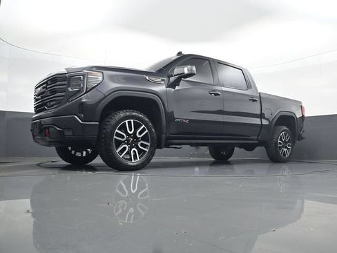 Certified 2023 GMC Sierra 1500 AT4 w/ AT4 Preferred Package AWD/4WD image 21