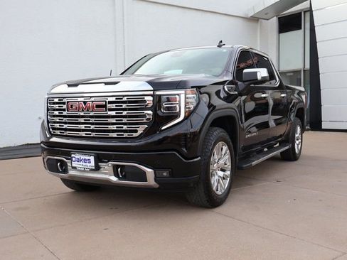 Certified 2023 GMC Sierra 1500 Denali AWD/4WD image 4