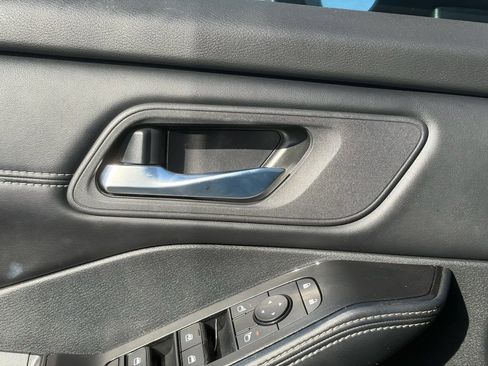 Certified 2024 Nissan Rogue SV w/ SV Premium Package image 14