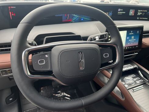 New 2026 Lincoln Nautilus Reserve image 13