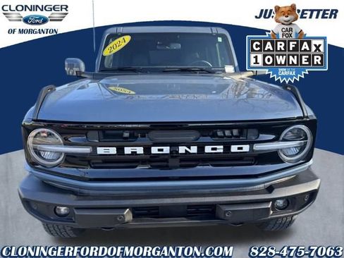 Used 2024 Ford Bronco Outer Banks image 3