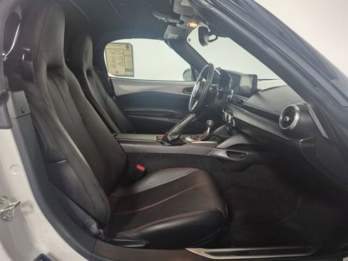 Used 2018 MAZDA MX-5 Miata Grand Touring RWD image 28