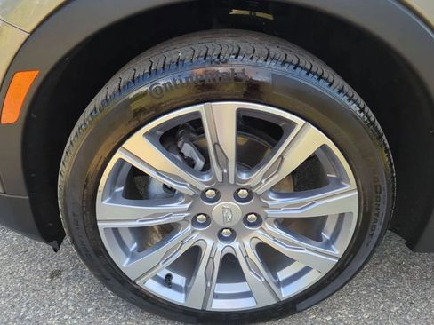 Used 2020 Cadillac XT4 Premium Luxury w/ Driver Assist Package AWD/4WD image 10