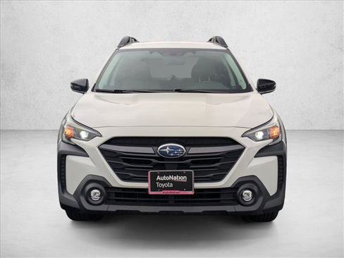 Used 2025 Subaru Outback Premium image 2