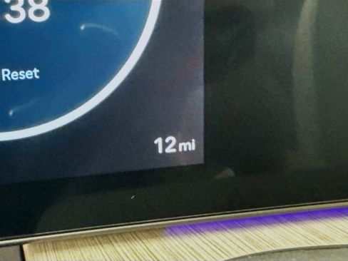 New 2025 Hyundai Sonata Limited image 21