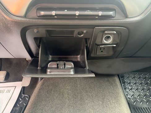 Used 2018 Chevrolet Silverado 1500 LT w/ All Star Edition AWD/4WD image 35