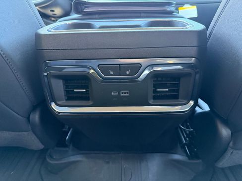 New 2026 GMC Sierra 1500 SLT AWD/4WD image 37