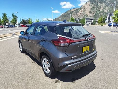 Used 2022 Nissan Kicks S FWD image 5