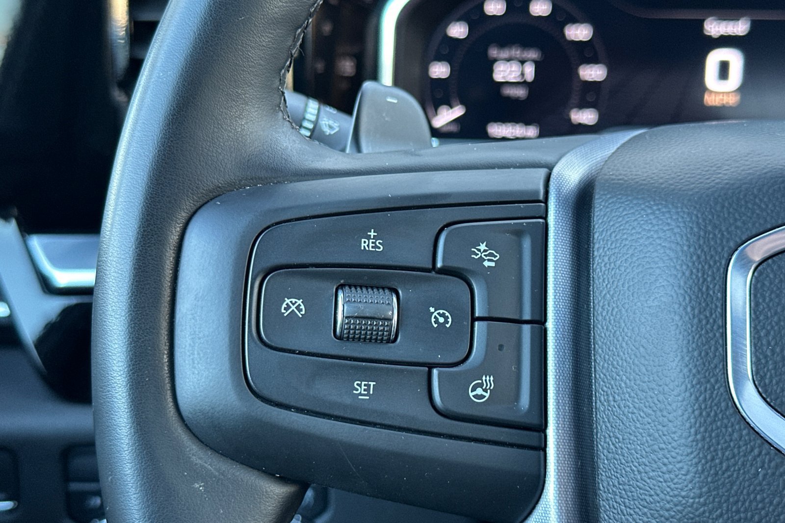 Used 2025 GMC Sierra 1500 Elevation w/ Elevation Premium Package AWD/4WD image 27