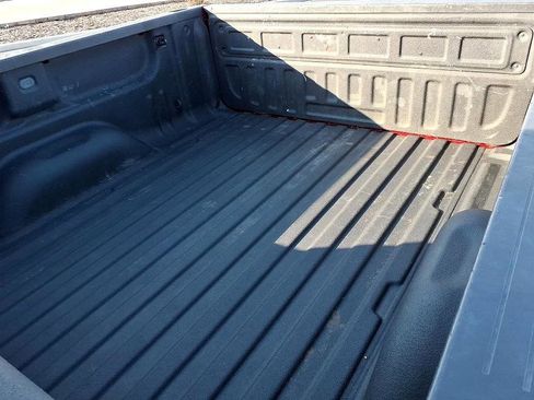 Used 2018 GMC Sierra 1500 SLT image 28