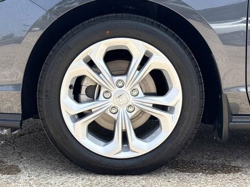 Used 2025 Honda Accord LX image 6