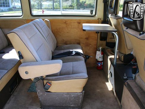 Used 1987 Volkswagen Vanagon image 25
