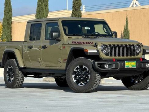 New 2026 Jeep Gladiator Rubicon image 2