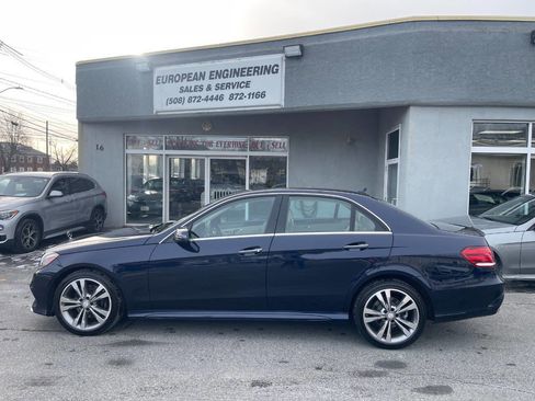 Used 2016 Mercedes-Benz E 350 E 350 4MATIC AWD 4dr Sedan image 5