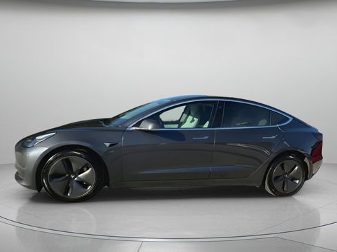 Used 2018 Tesla Model 3 Long Range image 15