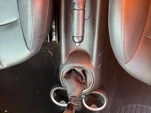 Used 2011 MINI Cooper Hardtop image 16