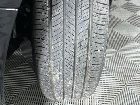 New 2025 Nissan Sentra SV image 25