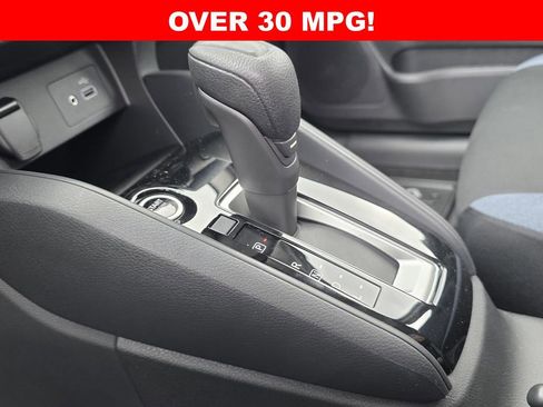 New 2025 Nissan Versa SV w/ Trunk Package FWD image 19