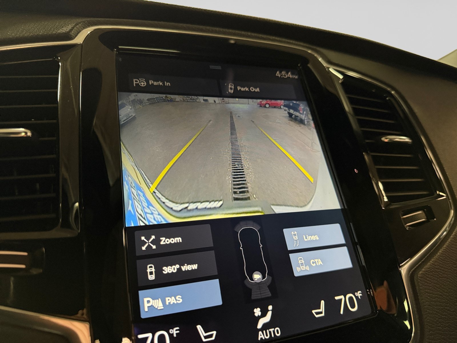 Used 2018 Volvo XC90 T5 Momentum w/ Convenience Package AWD/4WD image 31