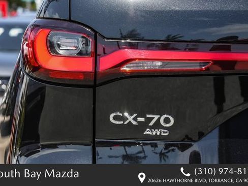 Used 2025 MAZDA CX-70 Plug-In Hybrid w/ Premium Pkg AWD/4WD image 9