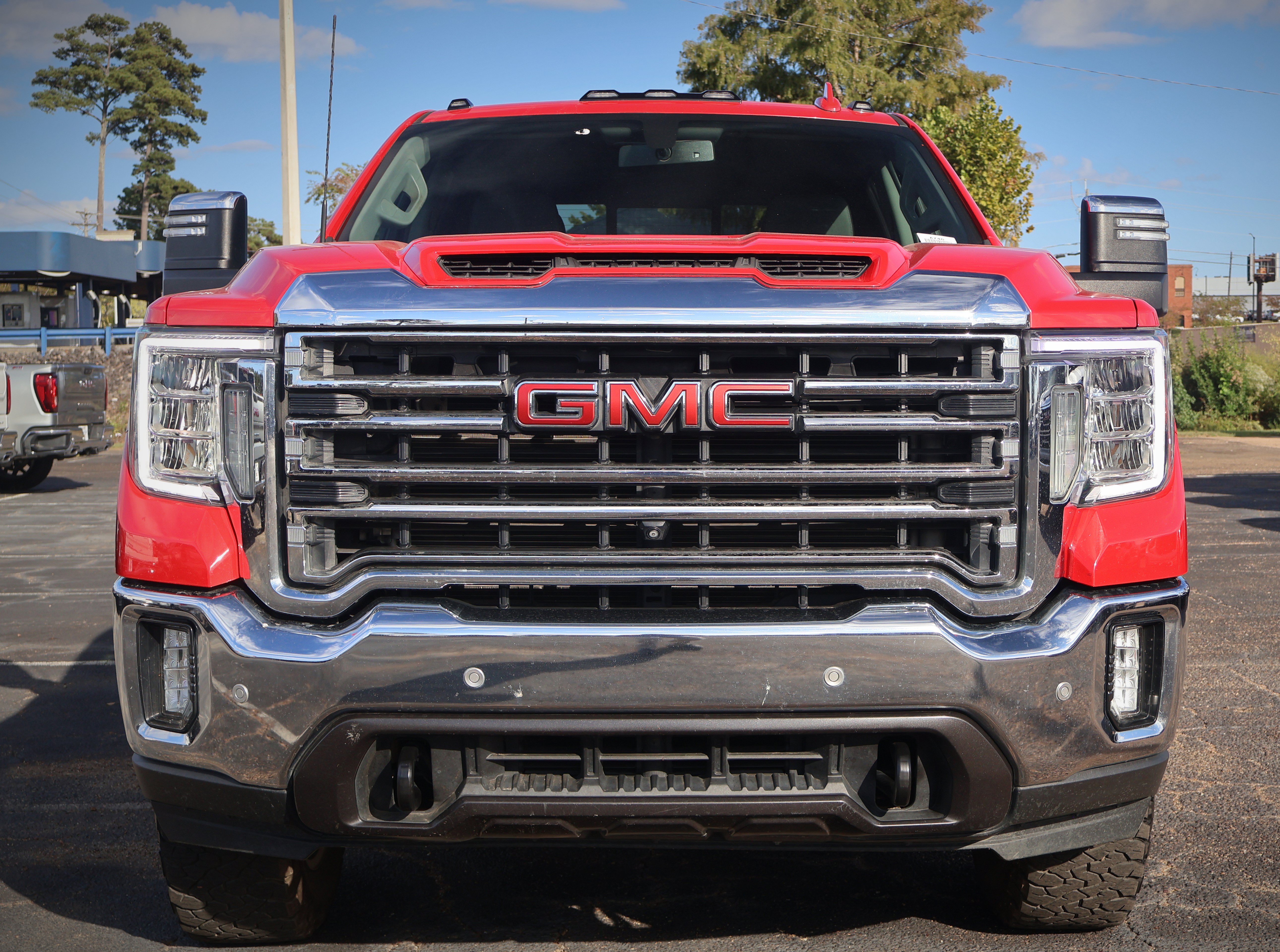 Used 2021 GMC Sierra 2500 SLT w/ SLT Premium Package AWD/4WD image 28
