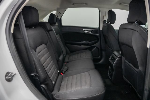 Used 2015 Ford Edge SEL FWD image 26