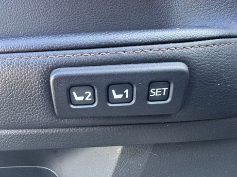 Used 2022 Toyota 4Runner Limited image 14