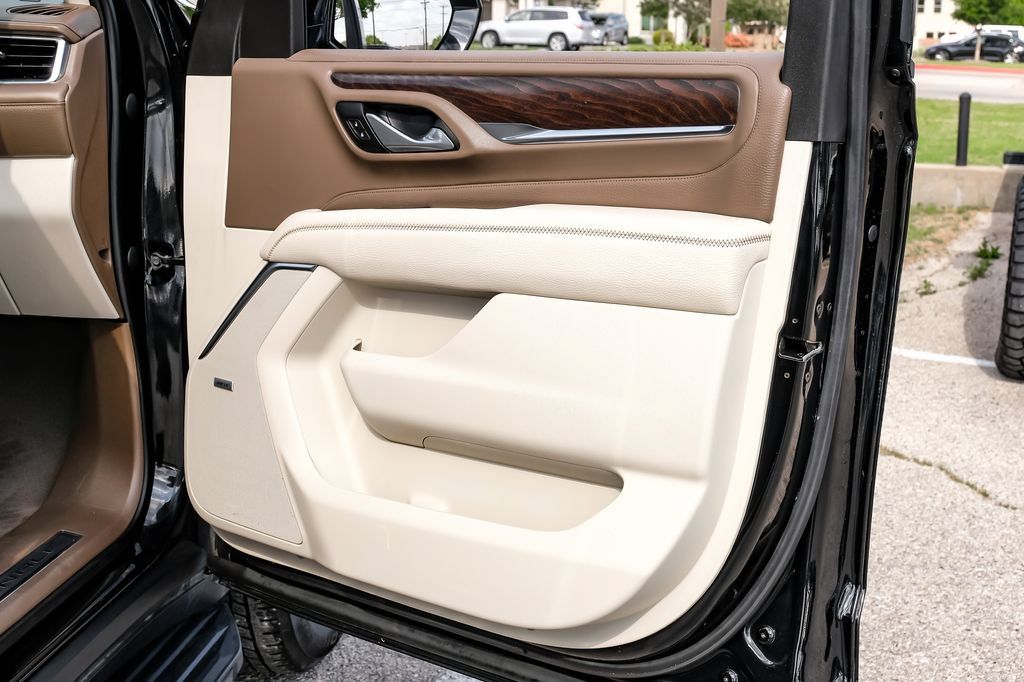Used 2022 GMC Yukon Denali AWD/4WD image 53