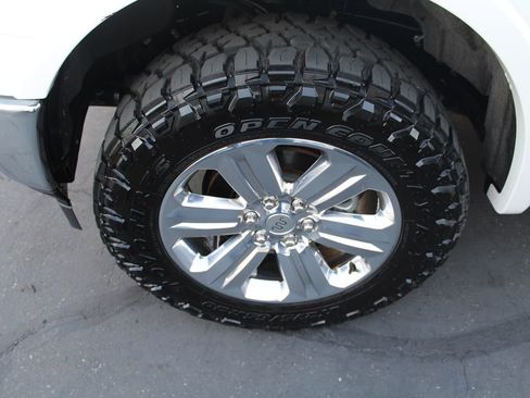 Used 2019 Ford F150 King Ranch w/ Equipment Group 601A Luxury AWD/4WD image 12