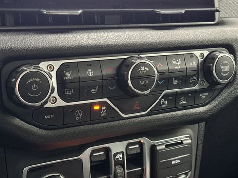 New 2025 Jeep Wrangler Willys image 19