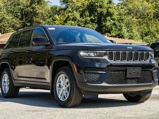 New 2025 Jeep Grand Cherokee Laredo X w/ Luxury Tech Group I video 1
