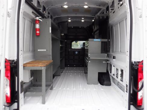 Used 2020 Ford Transit 250 148 High Roof Extended image 6