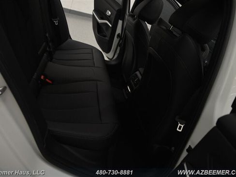 Used 2026 BMW 330i Sedan w/ Convenience Package RWD image 26