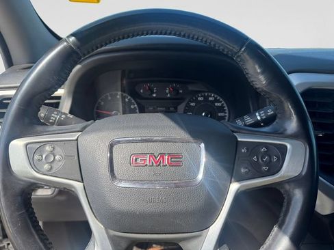 Used 2018 GMC Acadia SLE FWD image 13