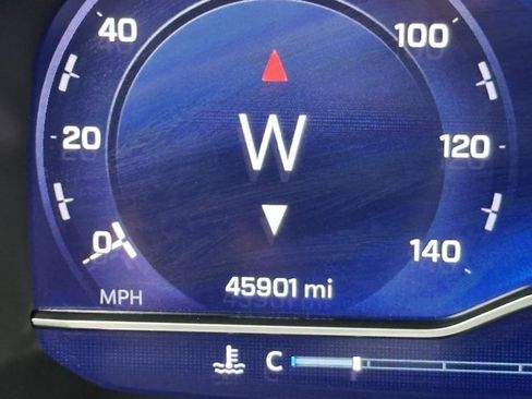 Used 2024 Chevrolet Tahoe High Country w/ Advanced Technology Package image 19