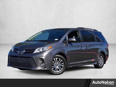 Used 2020 Toyota Sienna XLE