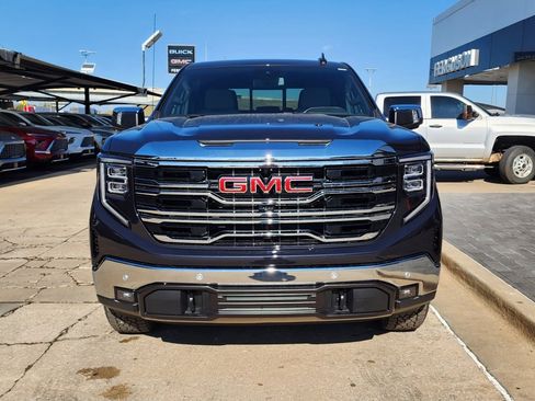New 2026 GMC Sierra 1500 SLT w/ SLT Premium Plus Package image 9
