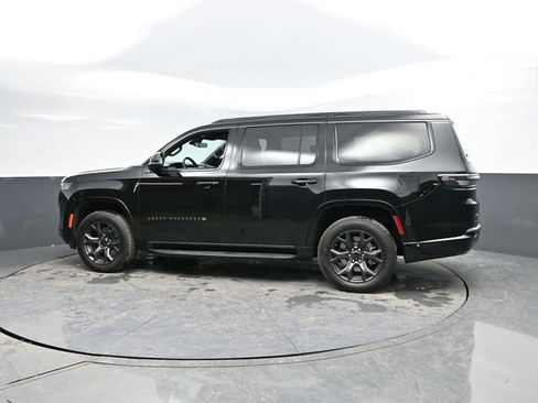 New 2026 Jeep Grand Wagoneer Limited AWD/4WD image 4