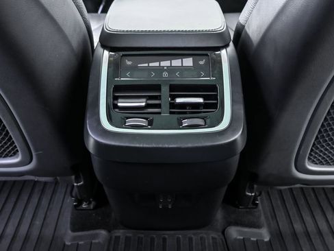 Used 2023 Volvo XC90 B6 Plus w/ Protection Package image 21