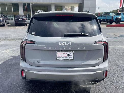 Used 2023 Kia Telluride SX X-Line AWD/4WD image 3