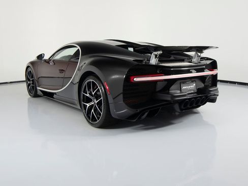 Used 2019 Bugatti Chiron AWD/4WD image 15